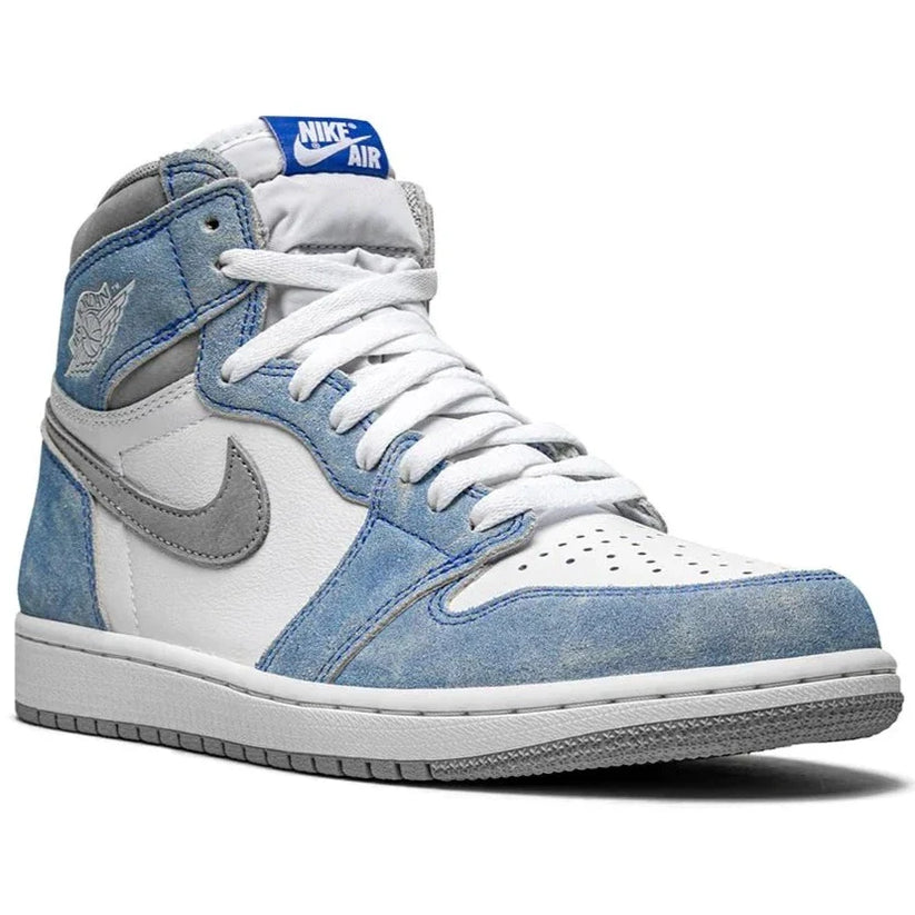 Air Jordan 1 High OG “Hyper Royal”